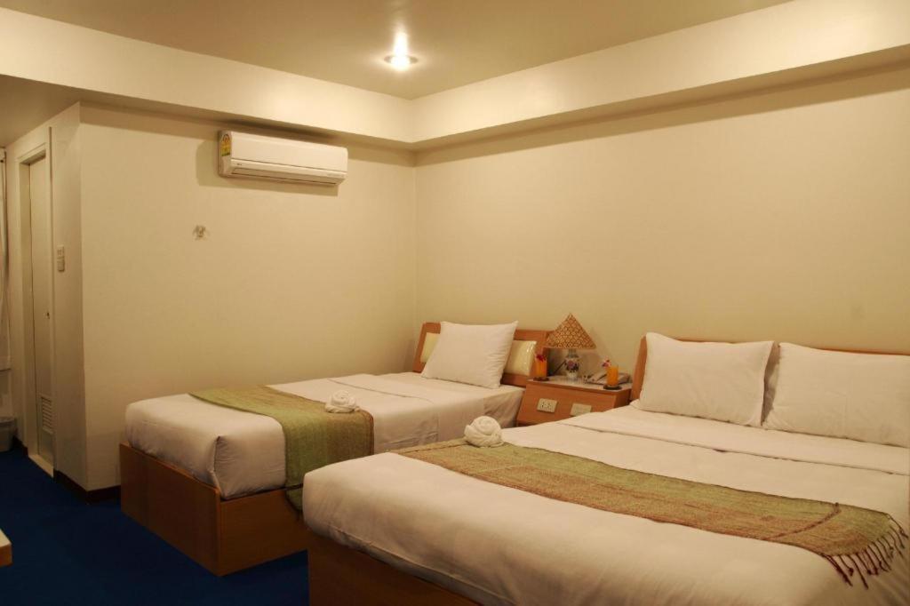 Ratchaphruek 2007 Hotel Chom Thong Zewnętrze zdjęcie